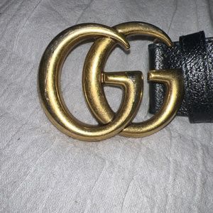 Woman’s Gucci Belt